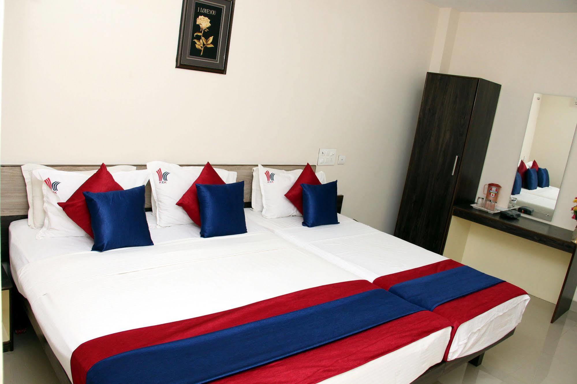 Kek Accommodation Chennai Bagian luar foto