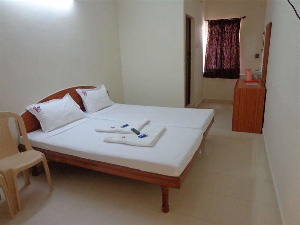 Kek Accommodation Chennai Bagian luar foto